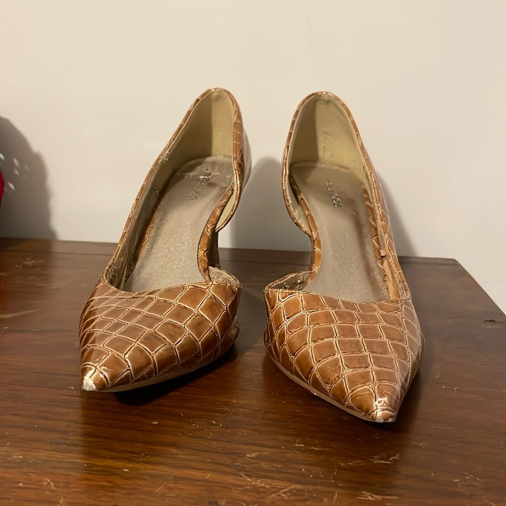 Copper mini heel well worn